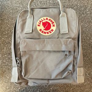 Fjällräven Kånken Gray Backpack - Mini Size